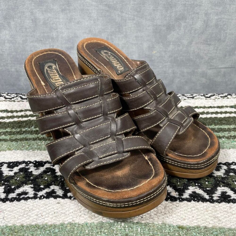 Platform sandals with a chunky heel